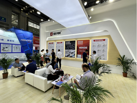 展會(huì)進(jìn)行時(shí)-現(xiàn)場(chǎng)直擊-2023安博會(huì)第三天，刻銳繼續(xù)精彩